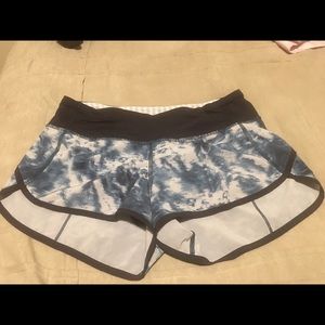 Lululemon speed run short